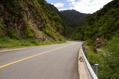 8 Ways to Recognize & Engage Employees Who are on the Road