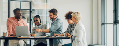 10 Ways to Celebrate Employee Loyalty