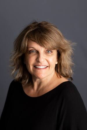 Headshot of Elena Turner