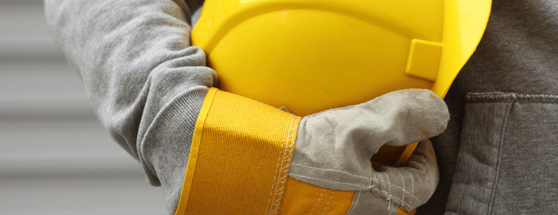Infographic showing 7 ways to incentivize workplace safety for industrial teams.