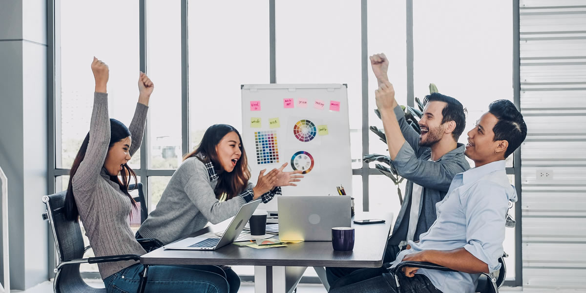 8 Powerful Ways to Recognize Your Employees